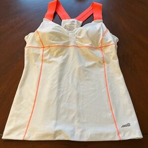 New Avia fitted top with lined bra area